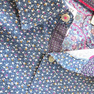 Society of Threads Men's Comfort Stretch  Blue Floral Micro print XL EUC